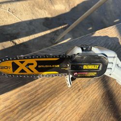 DEWALT
20V MAX 8in. Brushless Cordless Battery Powered Pole Saw (Tool Only)