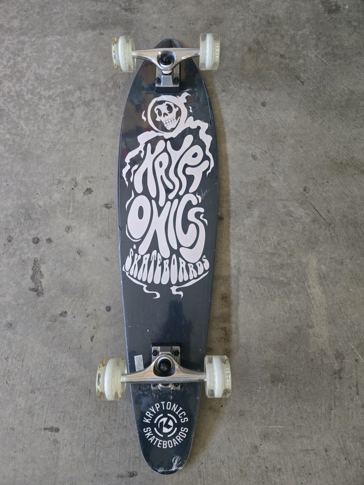 Kryptonics Cruiser Skateboard Complete 36" mid size