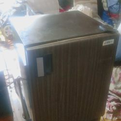 Summit Mini Refrigerator 