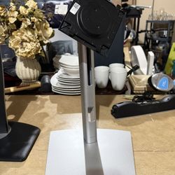 Dell adjustable monitor stand designed for various monitor models