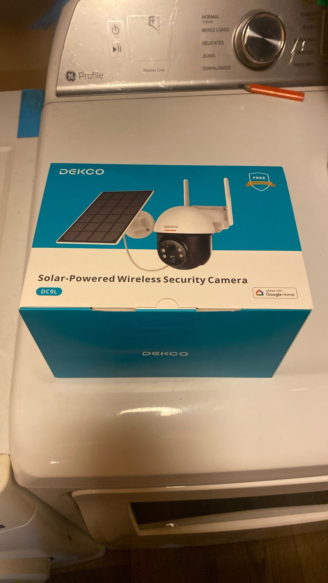 Dekco Wireless Camera Solar Powered