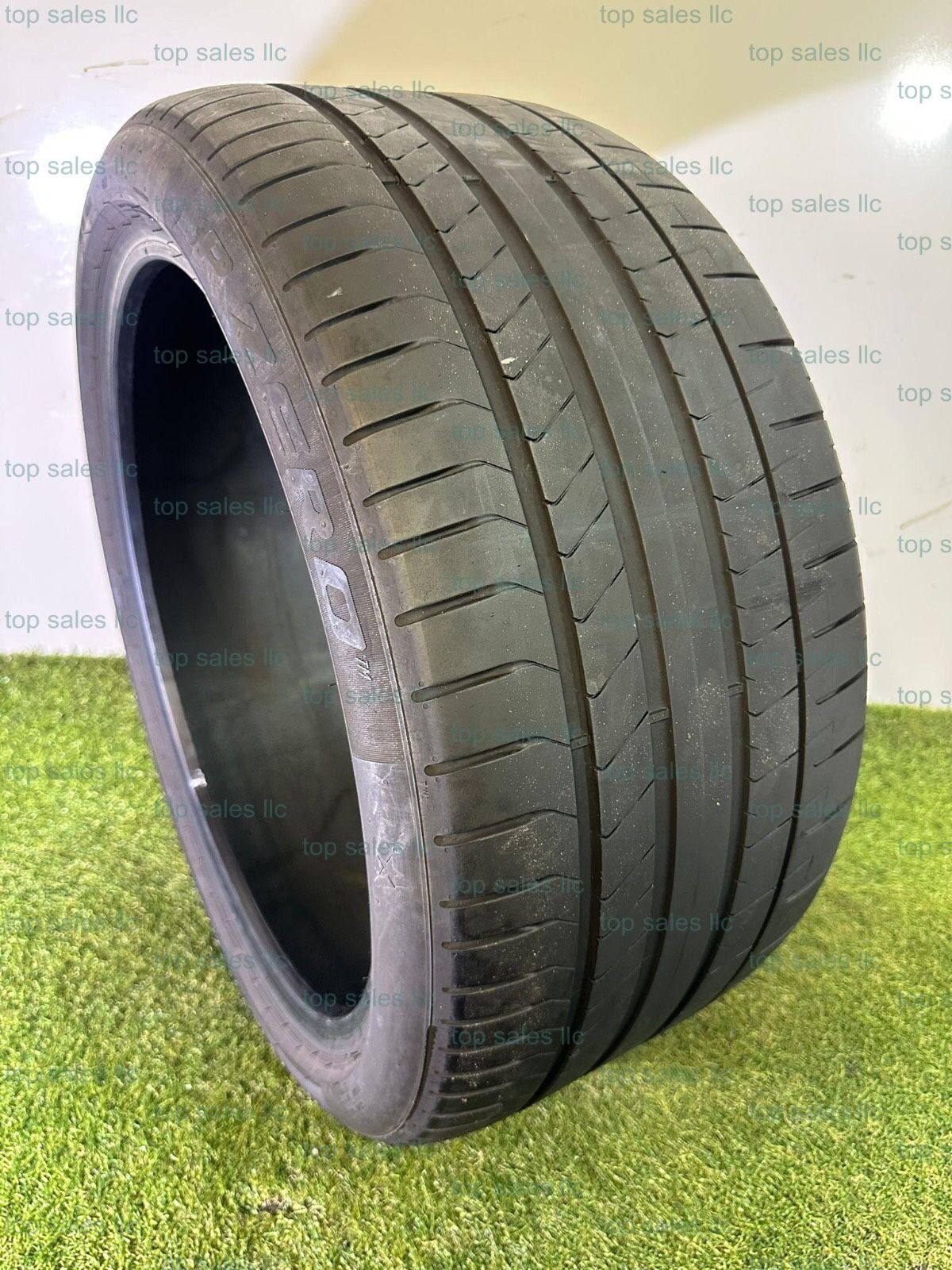 U169  285 35 21 105Y  Pirelli Pzero  One Used Tire 50% Life 