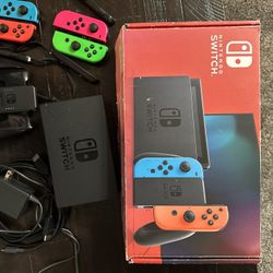 Nintendo Switch Console w/games