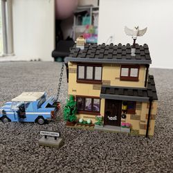 LEGO Harry Potter 4 Privet Drive 75968 House and Ford Anglia Flying Car Toy