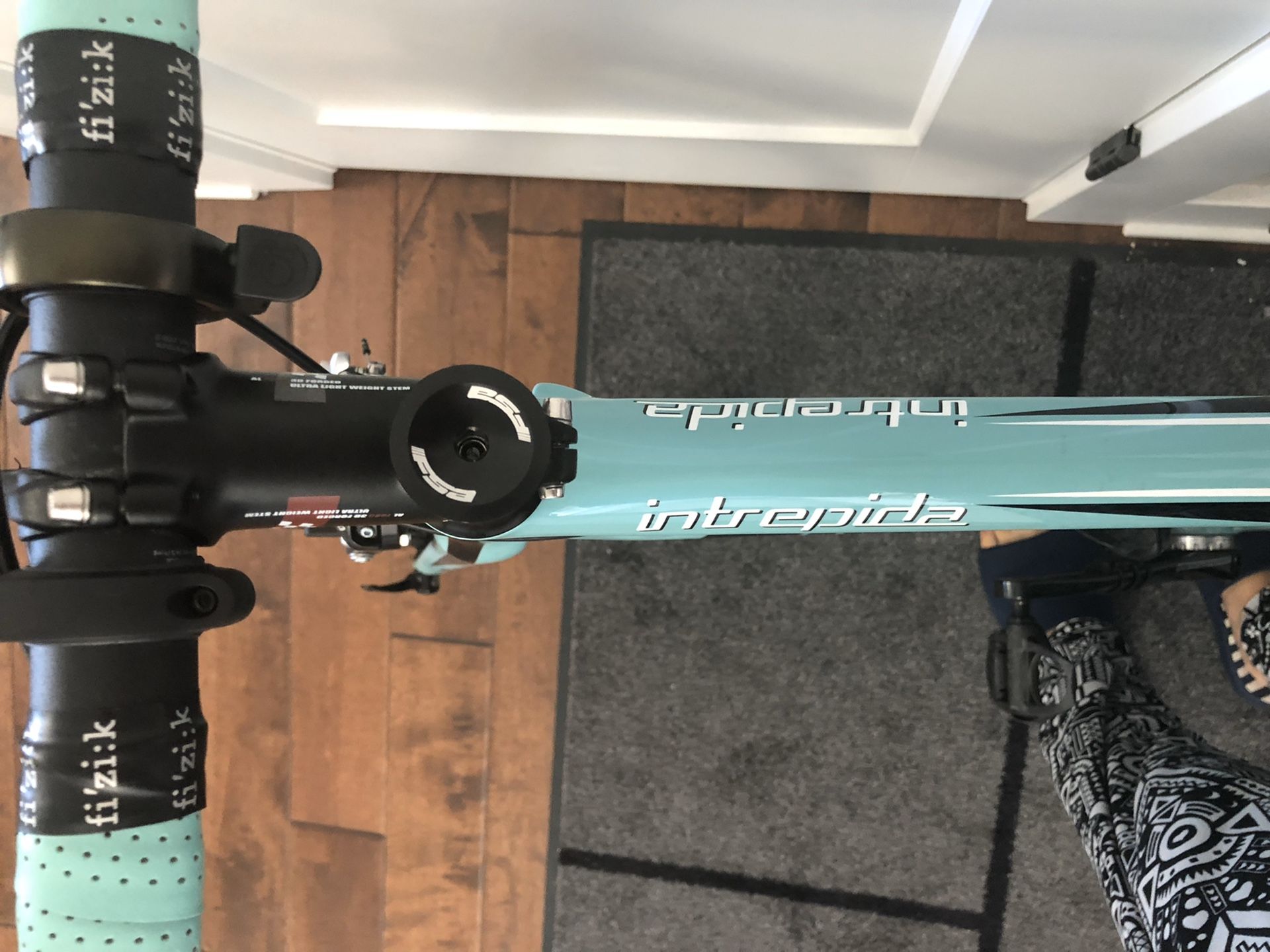 Bianchi best sale intrepida weight