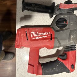 M18 Roto Hammer