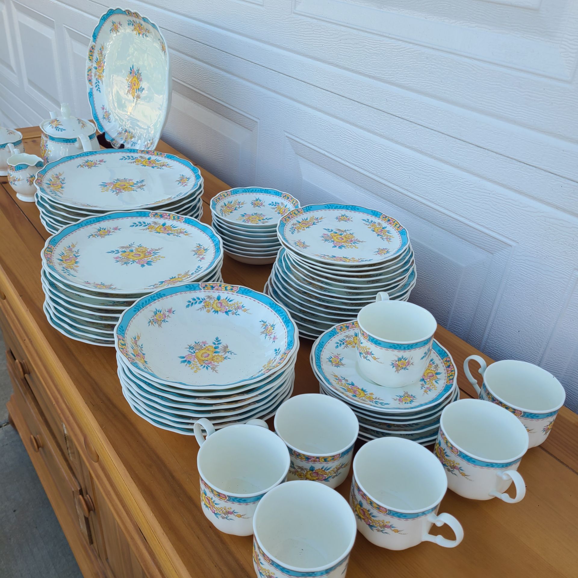 Vintage mikasa dish set