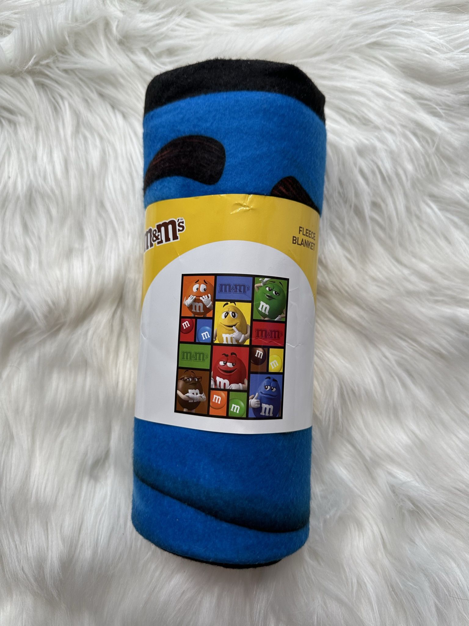 M&Ms World Fleece Blanket 50" x 60" Polyester Fleece NEW M and Ms