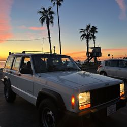 2000 Jeep Cherokee