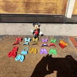 Minnie Mouse’s Closet