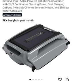 Betta SE Plus Solar-Powered Robotic Pool Skimmer