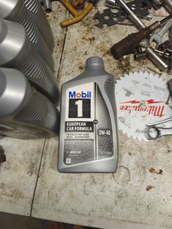 Mobil 1 0W40 European engine oil full synthetic