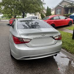 $3500 Hyunday Sonata 2013 