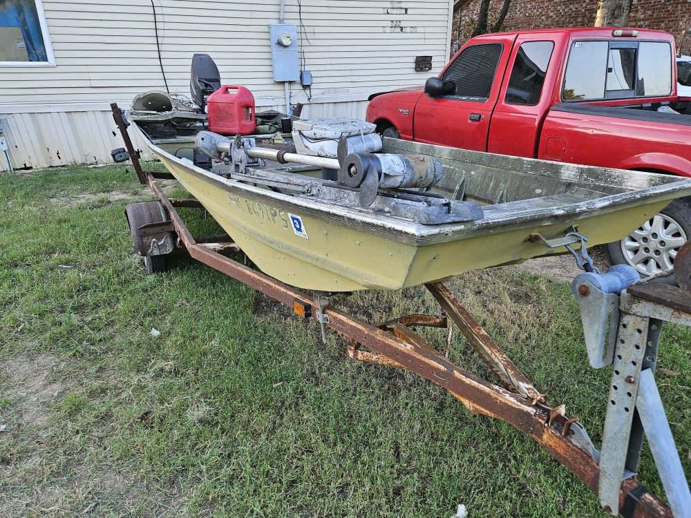 Boat Horsepower 29Weight Capaticity 540  