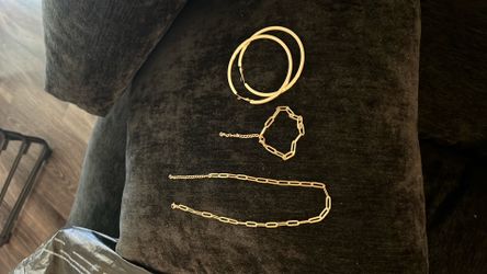 Brand new Amazon gold jewelry by mooham