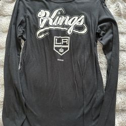 Women’s LA Kings Black Long Sleeve (Medium)