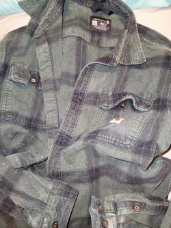 CARHARTT PLAID FLANNEL SHIRT SIZE LARGE
