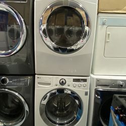 SET WASHER AND DRYER FRONT LOAD WHITE LG GAS 27” INCH WIDTH 