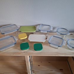 Glass Food Containers / Tupperware - Set of 6 Ikea 365+ Glass Food Containers and Ikea HAVSTOBIS 5-Piece Set