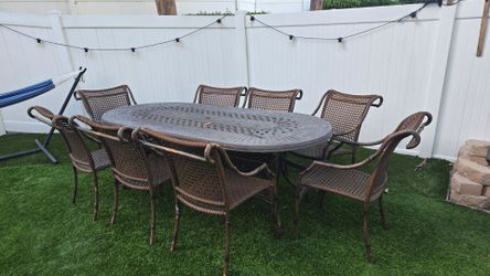 8 piece outdoor patio dining set