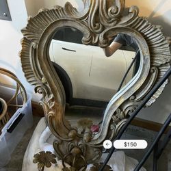Ethan Allen Antique Styled Mirror With Candles
