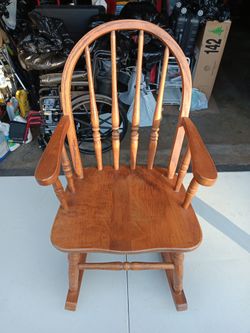 Wooden Rocking Chair