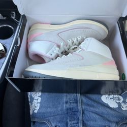 Jordan 2 Wmns Soft Pink Sz: 10.5