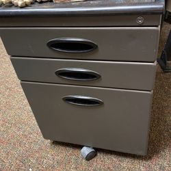 Filing Cabinet 