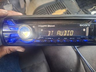 STEREO SONY CD AUX USB BLUETOOTH GOOD CONDICIÓN ABLO ESPAÑOL