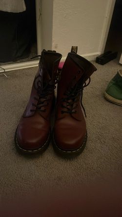 Doc Martens Burgundy Size 9