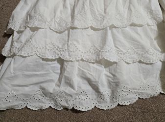 SHABBY CHIC SET OF 2 BEAUTIFUL WHITE EYELET BEDSKIRTS IN TWIN SZ  