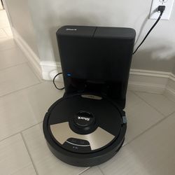 Shark AI Ultra Robot Vacuum with Self-Empty Base