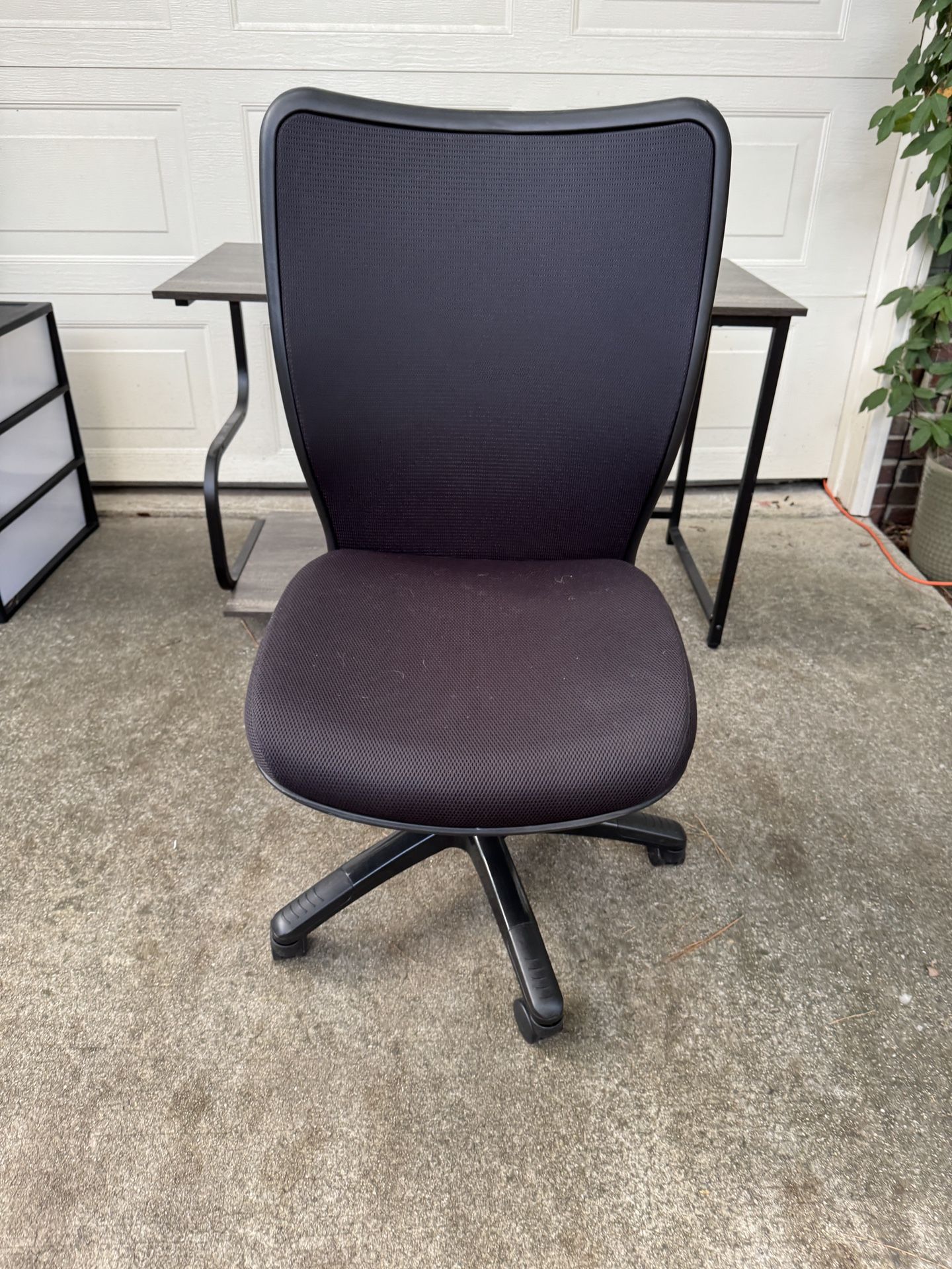 New Desk Chair w/FREE Desk!