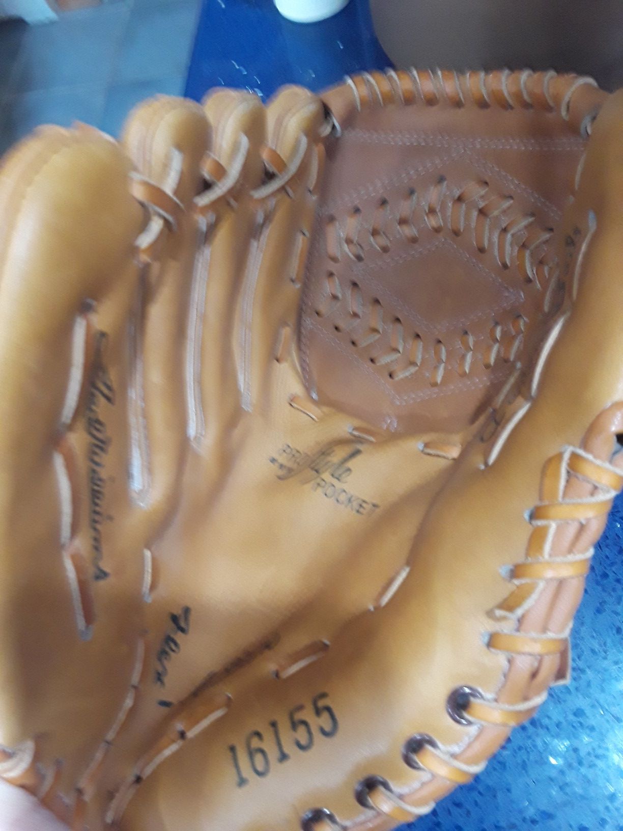 Kids baseball leftie glove
