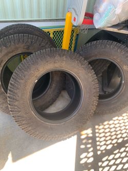 4 TIRES Great  Condition Size 265-70-17 $200 OBO