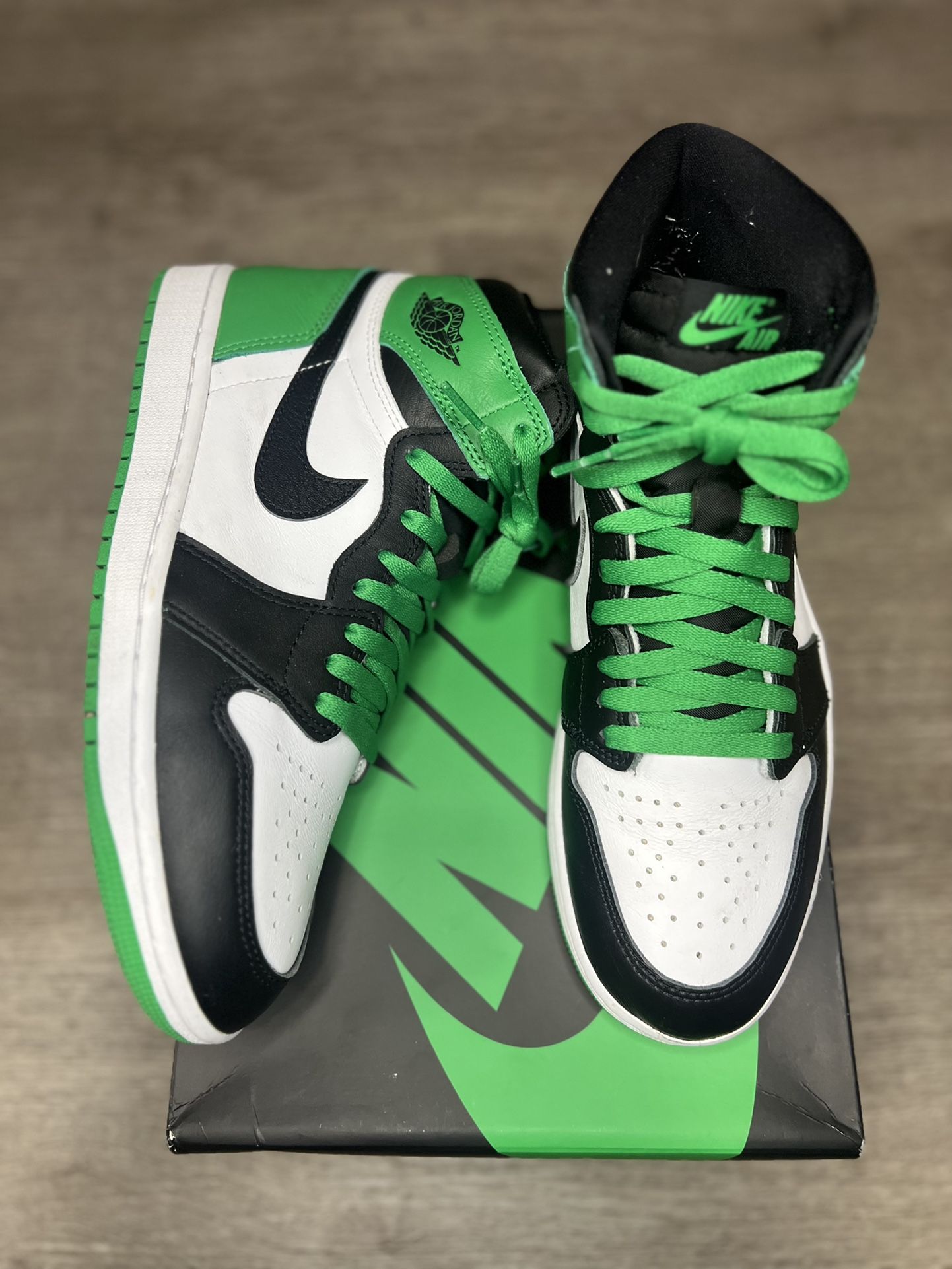 Jordan Retro 1 High OG Lucky Green 