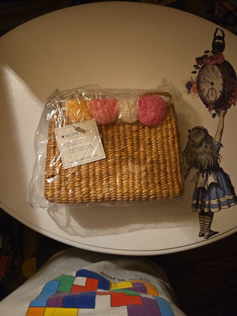 Sea And Grass Woven Clutch