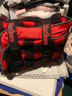 Marlboro blanket