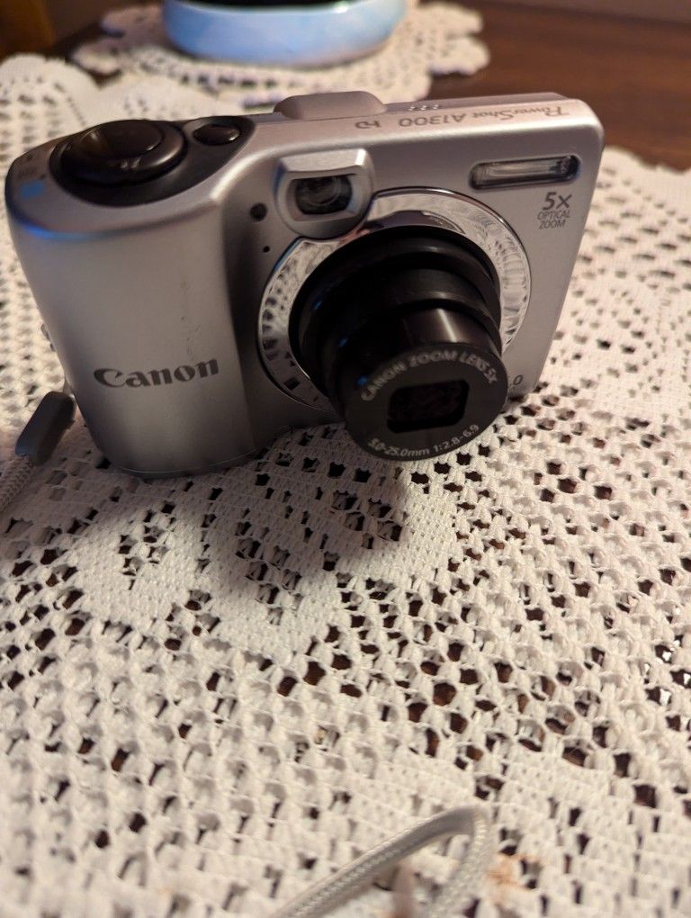 Canon Powershot A1300 Digital Camera 