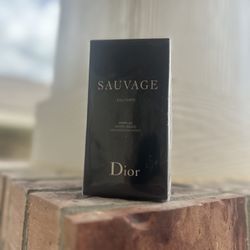 Dior Sauvage Eau Forte Parfum