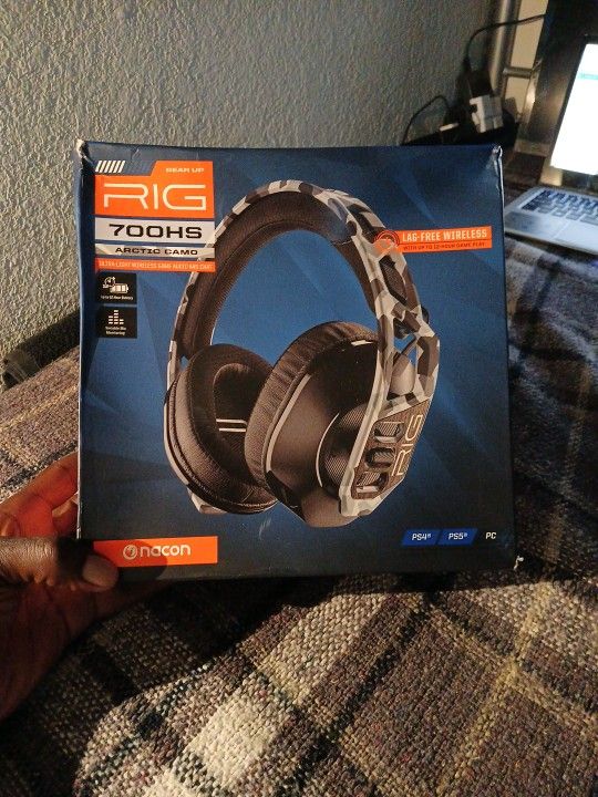 PS5/PS4 Gaming Headphones