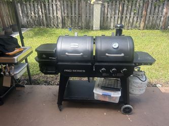 Pitboss Pellet Smoker / Propane Grill