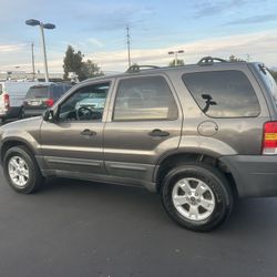 2005 Ford Escape