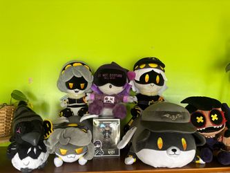 Glitch Productions Murder Drone plush lot with Animatez Uzi figure N V Syn Dog Cat