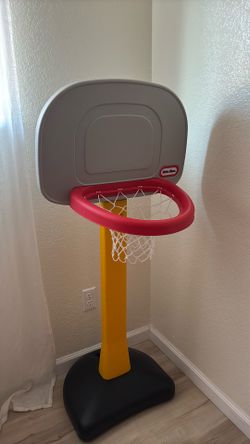 Little Tikes Basketball Hoop