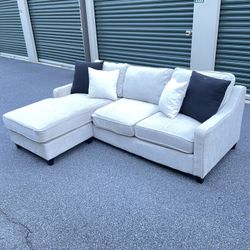 Free Delivery 🚚  White L Shape Sofa With Storage $500