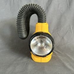 DeWalt 18V Work Light – Tool Only – Works Great