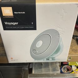 JBL Voyager Bluetooth Wireless Speaker White New  JBLVOYAGER  Version open box