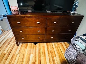Dresser Set
