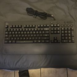 LOGITECH GAMING KEYBOARD
